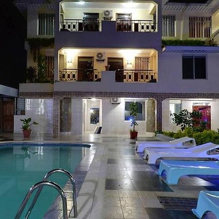 Royal City Dubai Complex Kisumu Bagian luar foto